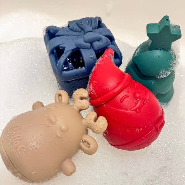 Holly Jolly Bath Toys