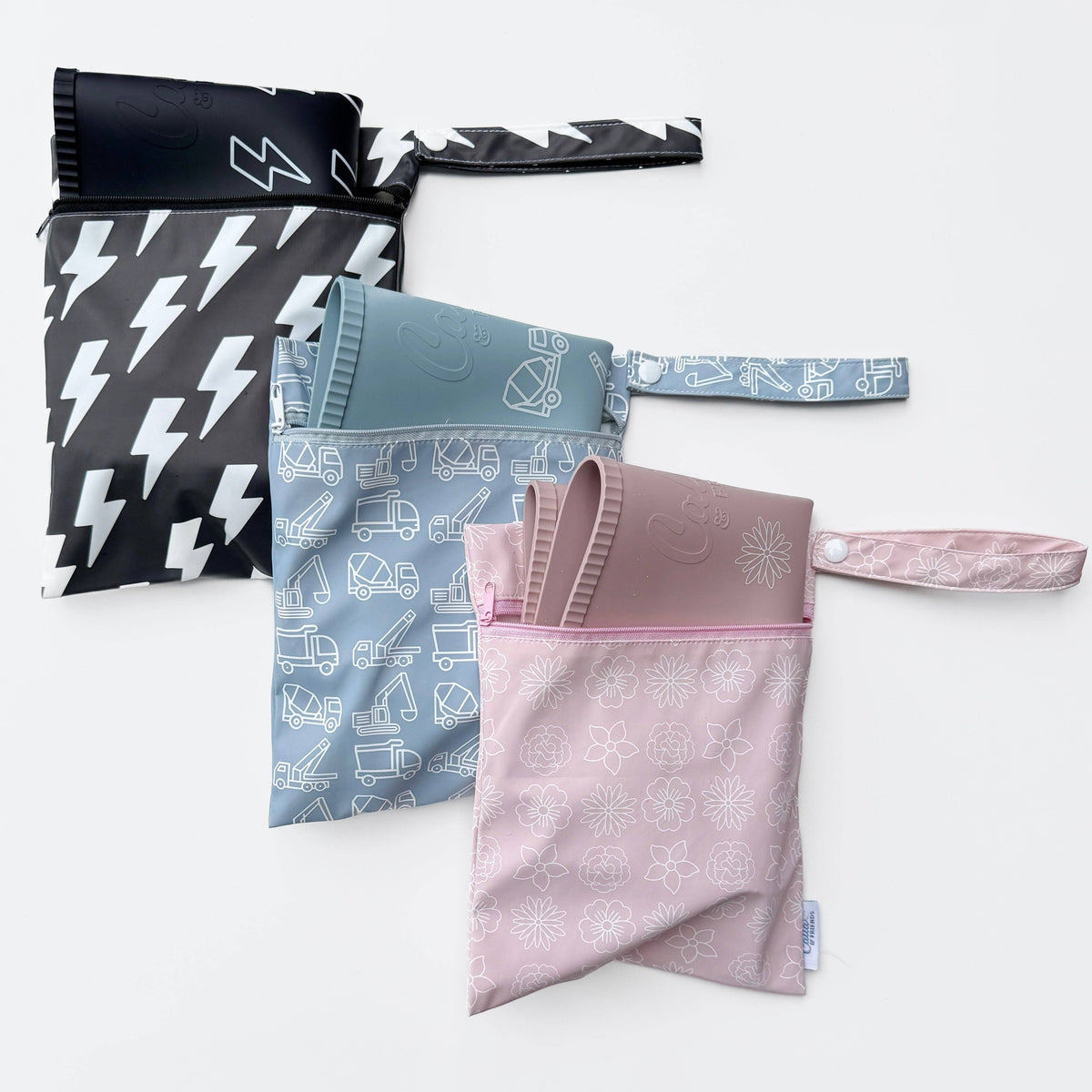 The Tidy Traveler - Printed Placemat Set: Petal Pink Blossoms