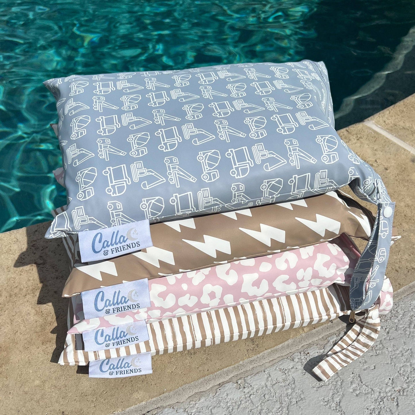 The Kenzie Beach Towel - Leopard: Petal Pink